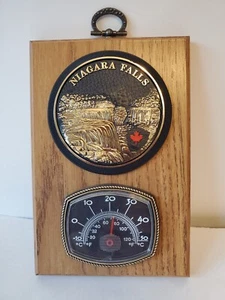 Niagara Falls Canada souvenir thermometer Wooden Plaque 2010 - Picture 1 of 6