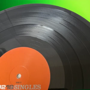 U2 - U218 Singles 2xLP 2006 Universal Island 4602441 NM Vinyl + Booklet - Picture 1 of 23