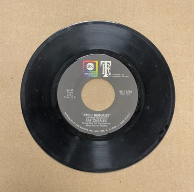 RAY CHARLES ABC RECORDS 45 SWEET MEMORIES/DON'T CHANGE ON ME 11291 - Image 1 of 2