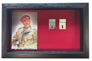 Parachute Regt Medal Case With Photograph For 4 Medals. Black Frame - Picture 1 of 5