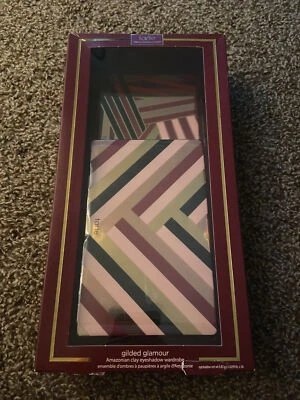 TATRE GLADED, NUESTRO CONJUNTO DE ARMARIO DE SOMBRA DE OJOS DE ARCILLA AMAZÓNICA * 100% AUTÉNTICO Foto 1 de 2