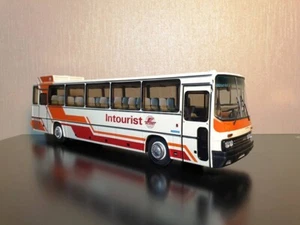 Autobús clásico IKARUS 250.70 1986 Intourist blanco/rojo fresa DEMPRICE 1:43 ¡Nuevo! - Imagen 1 de 4