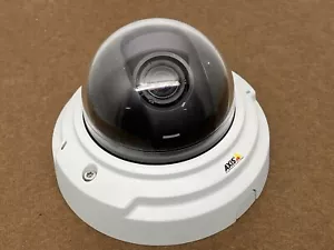 AXIS P3384-V Network Dome Camera Vandal-resistant with HDTV 720p Security - Picture 1 of 6