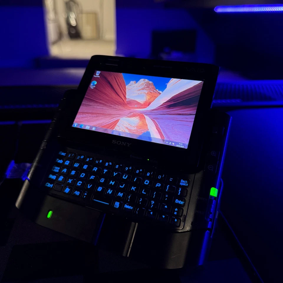 Sony Vaio Vgn-ux1xn - Retro Computing - Original box - Image 1 of 4