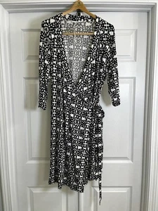 Anne Fontaine tailliertes Wickelkleid Elastin schwarz weiß Gr. 46 - Bild 1 von 10