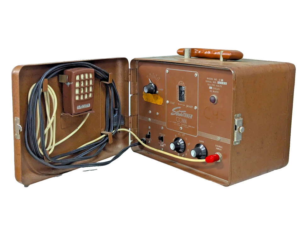 Sintonizador de tubo estroboscópico Conn Strobotuner ST8; sin probar Foto 1 de 4