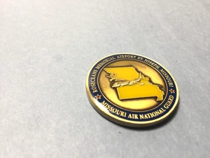 US Air Force Challenge Coin -139th Aerial Port Squadron - Picture 1 of 6