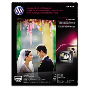 Papier fotograficzny HP Premium Plus 80 funtów. Błyszczący 8-1/2 x 11 25 arkuszy/opakowanie CR670A - Zdjęcie 1 z 1