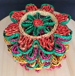 Set of 8 Raffia Straw Trivets Hot Pads Wicker Rattan Boho Wall Decor Colorful - Picture 1 of 10