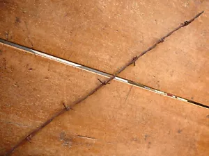 GLIDDENS RR DRAHT KLEINE RUNDE & QUADRATISCHE LINIEN STACHELDRAHT auf RUND - ANTIKER STACHDRAHT - Bild 1 von 6