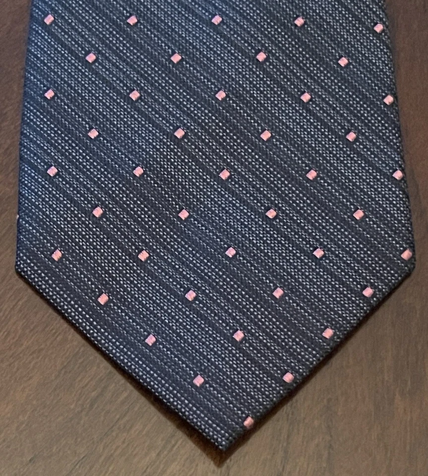 Corbata de cuello Van Heusen negra rosa 100 % seda para hombre hecha en China Foto 1 de 4