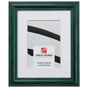 Marco de foto de madera dura verde de 1,25"" Craig Frames Wiltshire Ash 440" con tapete - Imagen 1 de 8