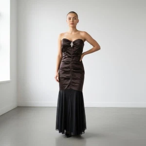 Vestido de Noche Negro Vintage Años 80 Talla 14 Sirena Oscura Sin Tirantes Acanalado Gótico Vampiro - Imagen 1 de 9