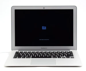Apple MacBook Air 13.3" 2017 - Intel Core i5 - 8GB RAM - 256GB SSD (NO OS) - Afbeelding 1 van 11