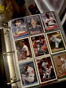 Lotto 800+ carte sportive da baseball. - Foto 1 di 11