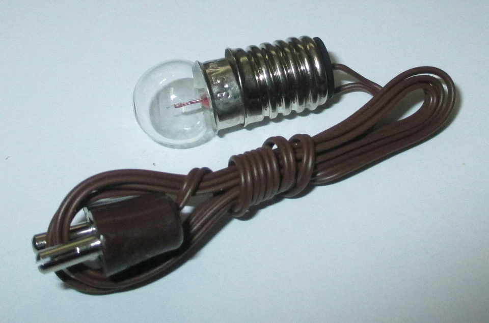 Kahlert - Beleuchtung 3,5 Volt Fassung E10 NEU/OVP