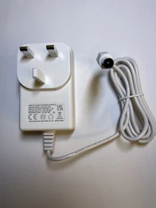 UK 24V Charger for Lumea Prestige IPL Hair removal device SC2005 - Picture 1 of 7