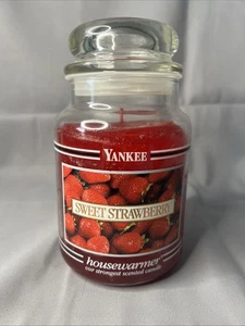 Candela Yankee in pensione fragola dolce 22 oz barattolo candela nuova vecchio magazzino rara - Foto 1 di 6