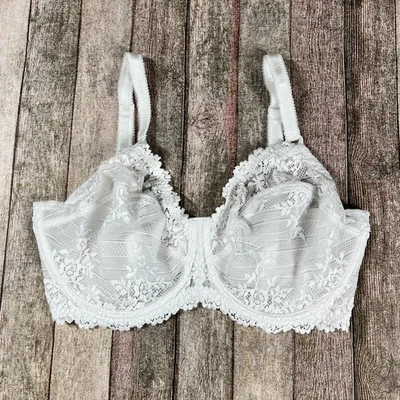 Wacoal 女式文胸 36DDD 码拥抱蕾丝全覆盖无衬里钢圈 #65191 — 第 1/4 张图片