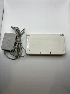 Nintendo New 3DS Super Mario White Edition Console Tested Missing Faceplate - Picture 1 of 12