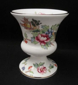 VINTAGE CROWN STAFFORDSHIRE ENGLAND FINE BONE CHINA PAGODA VASE ENGLISH - Picture 1 of 8