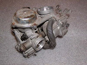  Honda VT 500C Vergaser  carburator - Bild 1 von 3
