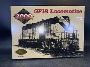 Proto 2000 8853 High Nose Dynamic Brakes HO Undecorated EMD GP18 Locomotive - Picture 1 of 6