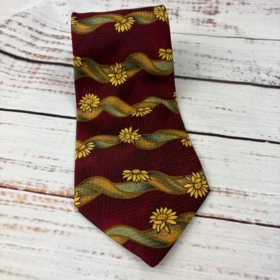 Ermenegildo Zegna Silk Floral Ribbon Pattern Burgundy Men's Tie - Image 1 of 4