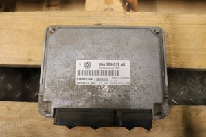 9203 VW Bora 1.6 AKL Golf 4 1J Motorsteuergerät Steuergerät ECU 06A906019AK - Bild 1 von 1