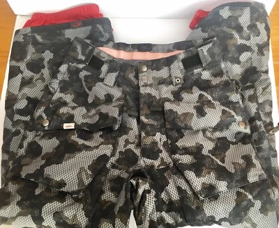 范斯新款滑雪/雪地板裤 S 码 — 第 1/4 张图片