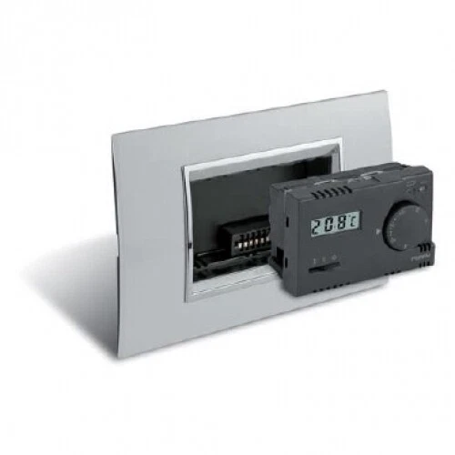 PERRY ELECTRIC TERMOSTATO ELETTRONICO DA INCASSO UNIVERSALE A BATTERIE CON DISPLAY LCD E SELETT