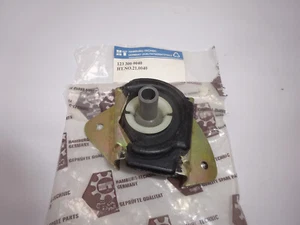 Mercedes Benz  Halter für Gasgestänge  W 123     A1233000040  / 123 300 00 40 - Bild 1 von 4