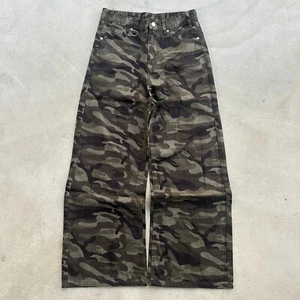 vintage y2k style camouflage camo grunge baggy wide leg denim jeans size 28 - Picture 1 of 8