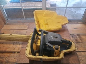 McCulloch Pro Mac 610 Chainsaw - Untested With Case For Parts Or Repair - Picture 1 of 10
