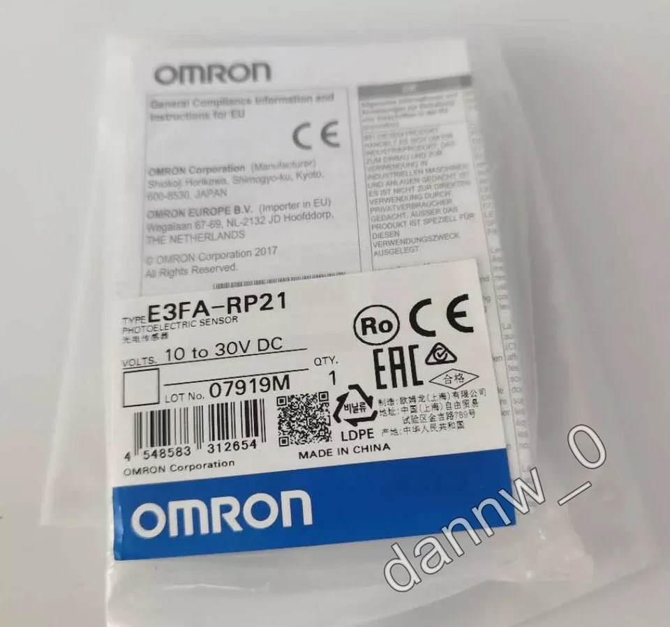 New in box Omron E3FA-RP21 Photoelectric Sensor Switch - Image 1 of 1