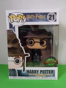 NEW FUNKO POP! ~ HARRY POTTER WEARING SORTING HAT #21 ~ SPECIAL EDITION - Picture 1 of 7