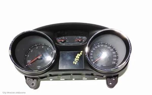 HOLDEN COMMODORE 2019 Instrument Cluster INSTRUMENT CLUSTER, AUTO T/M, PETROL, Z - Picture 1 of 8