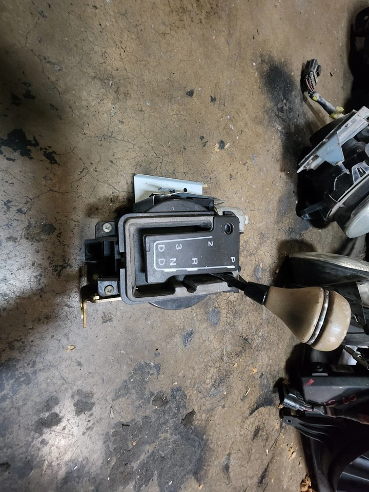 Palanca de cambios Jaguar XJ6 1994 1995 1996 1997 VANDEN PLAS Foto 1 de 4