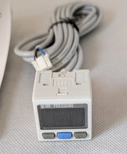 SMC Digital Pressure Switch ISE30A-C6L-N - Picture 1 of 5