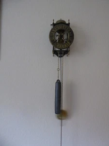 Skelett-Wanduhr Tempus Fugit - Bild 1 von 2