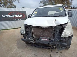 HYUNDAI ILOAD/IMAX RIGHT HEADLAMP TQ, iLOAD/iMAX, HALOGEN TYPE, 11/07-02/18 - Picture 1 of 5