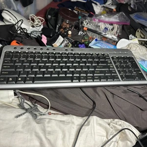 Teclado silencioso con cable Trust TK-150 - Imagen 1 de 8