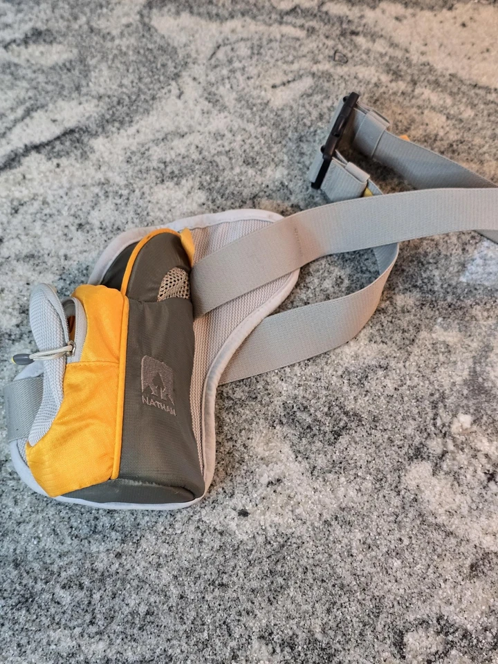 Paquete de cinturón de hidratación para correr Nathan correa ajustable fitness ligero Foto 1 de 4