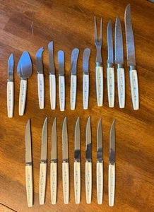 Regent Blue Cornflower Sheffield Cutlery Set England Steak Knives 19 Pieces Vtg - Picture 1 of 15