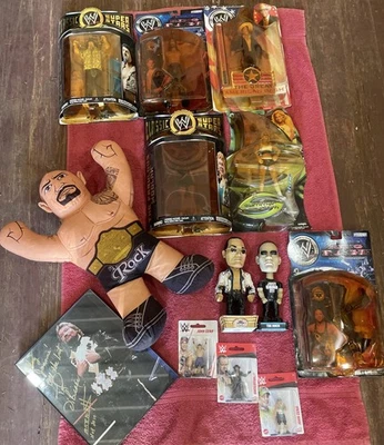 Vintage Lot WWE Wrestling Action Figures Collectibles Mixed Wrestlers Collection - Image 1 of 4