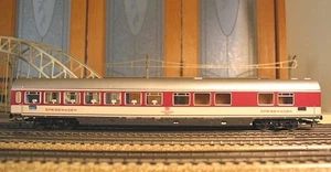 ROWA HO 7-CAR SET OF DB COUCHETE COACHES IN POP LIVEERY FOR TOUR TRAINS - Picture 1 of 7