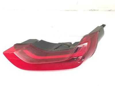 BMW I8 2017 luz trasera derecha lado del conductor cupé de 2 puertas 7310782 Foto 1 de 4