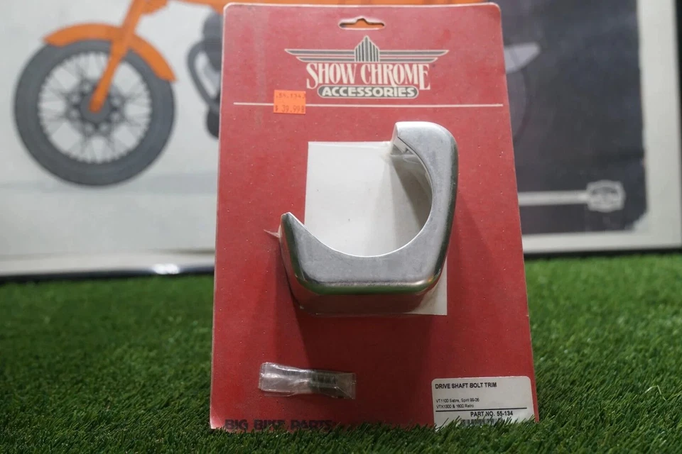 Show Chrome Drive Shaft Bolt Trim Honda VTX1800 - Image 1 of 1