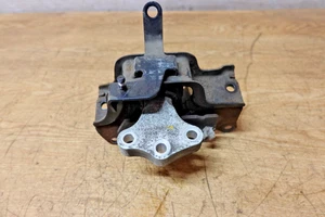 44172 C6L 2017 SUZUKI BALENO 1.0 PETROL 5 SPEED MANUAL GEARBOX MOUNTING. - Picture 1 of 3