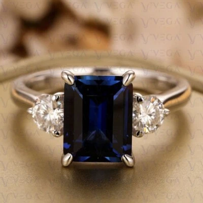 Anillo de diamantes con piedras preciosas de zafiro natural talla esmeralda de 4,60 quilates enchapado en oro blanco de 18 quilates Foto 1 de 4